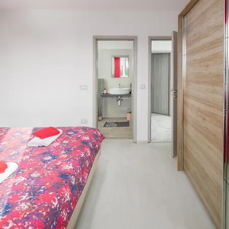 3 Bedroom Gorgeous In *