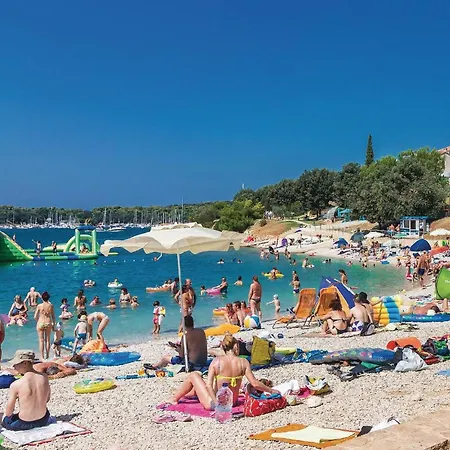 Stunning In * Pula