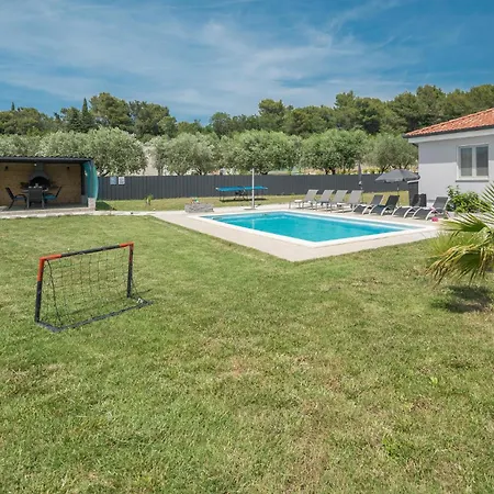 Semesterbostad 3 Bedroom Gorgeous In *