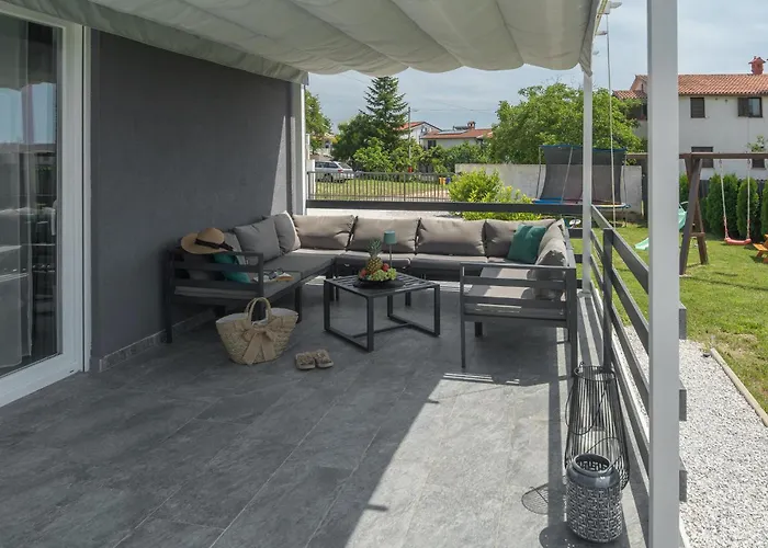 3 Bedroom Gorgeous In Nyaraló