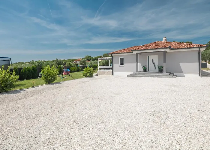 Nyaraló 3 Bedroom Gorgeous In