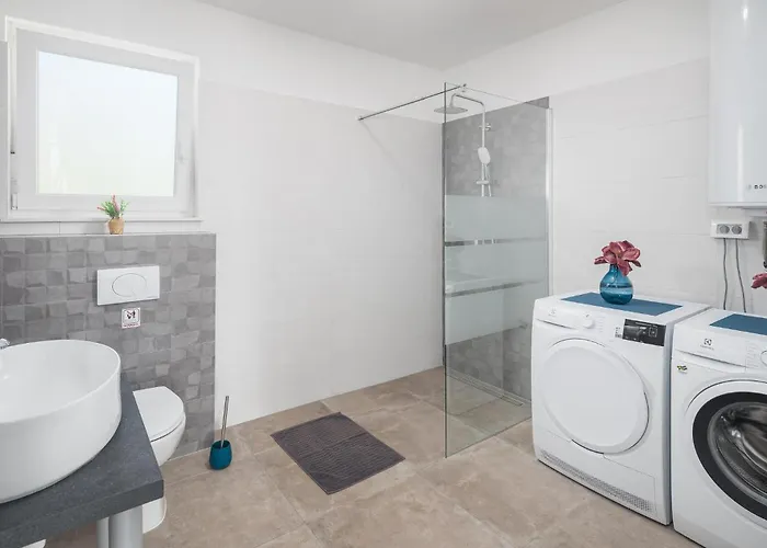 Tatil Evi 3 Bedroom Gorgeous In Pula